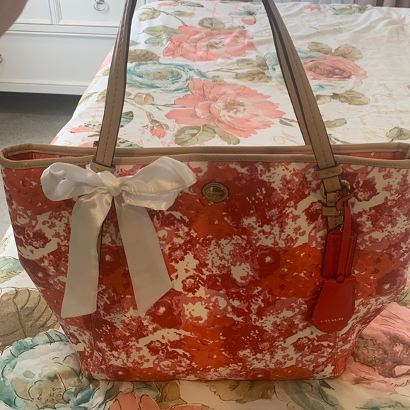 Coach Red and White Floral Tote w twilly - Picture 1 of 7
